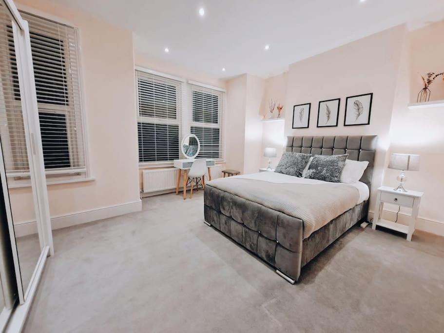 לונדון Double Room In Shared Flat מראה חיצוני תמונה