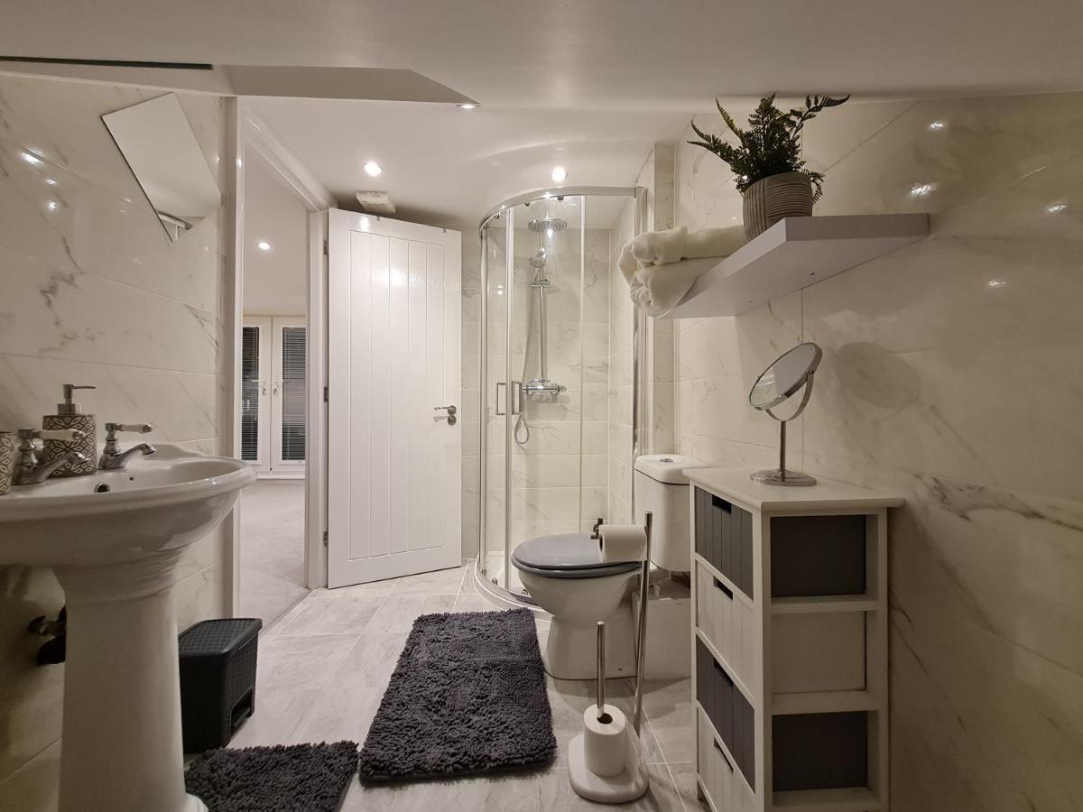 לונדון Double Room In Shared Flat מראה חיצוני תמונה